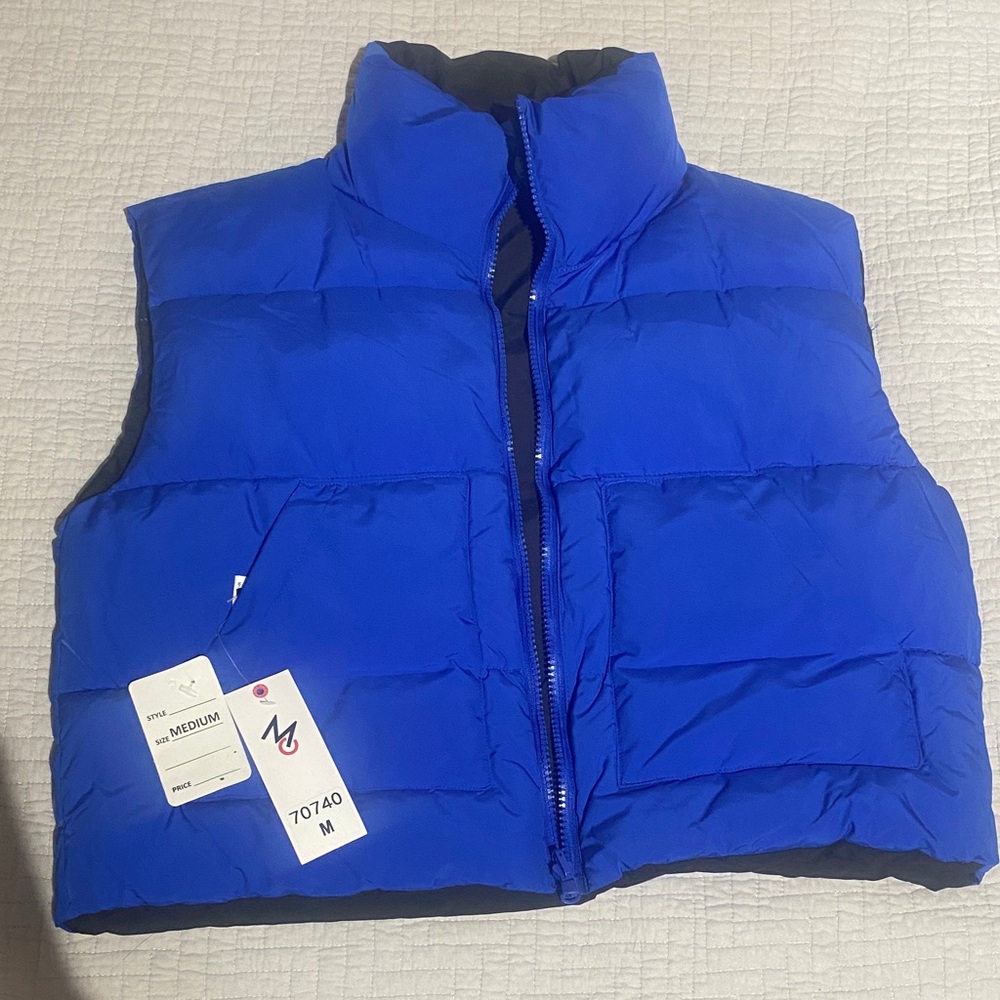 Blue Black Reversible zip upPuffer Vest Medium clearance Presidents Day sale